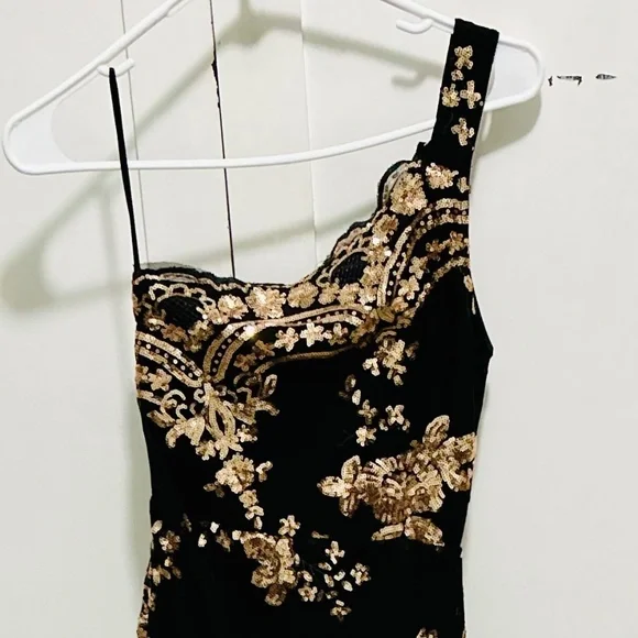 Fashion Nova | Dresses | Black Rose Gold Prom Dress | Poshmark
